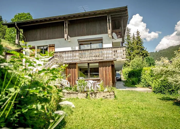 Six-deniers Apartman *